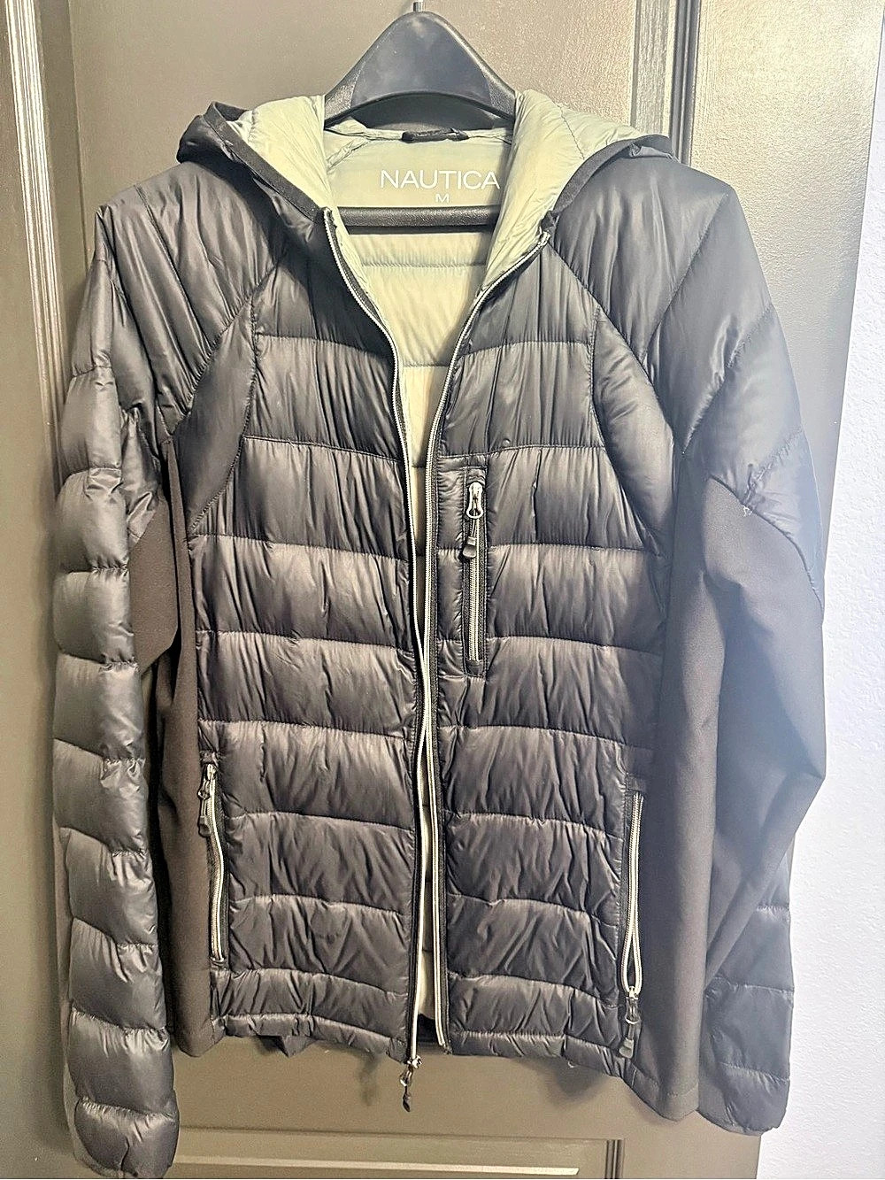 Nautica Men's Puffer Jacket Black Medium